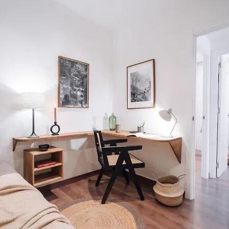 Bolia - 2 Bedroom And Terrace In Eixample Esquerra Apartament Barcelona